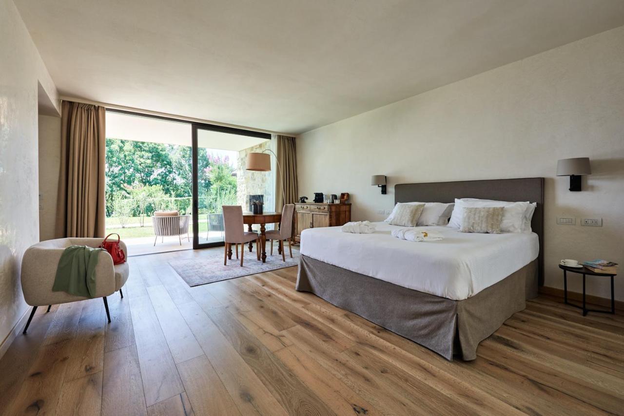Suite mit eigener Terrasse und Whirlpool